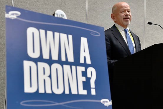 无人机成科技新宠:美国至少18.1万人在玩